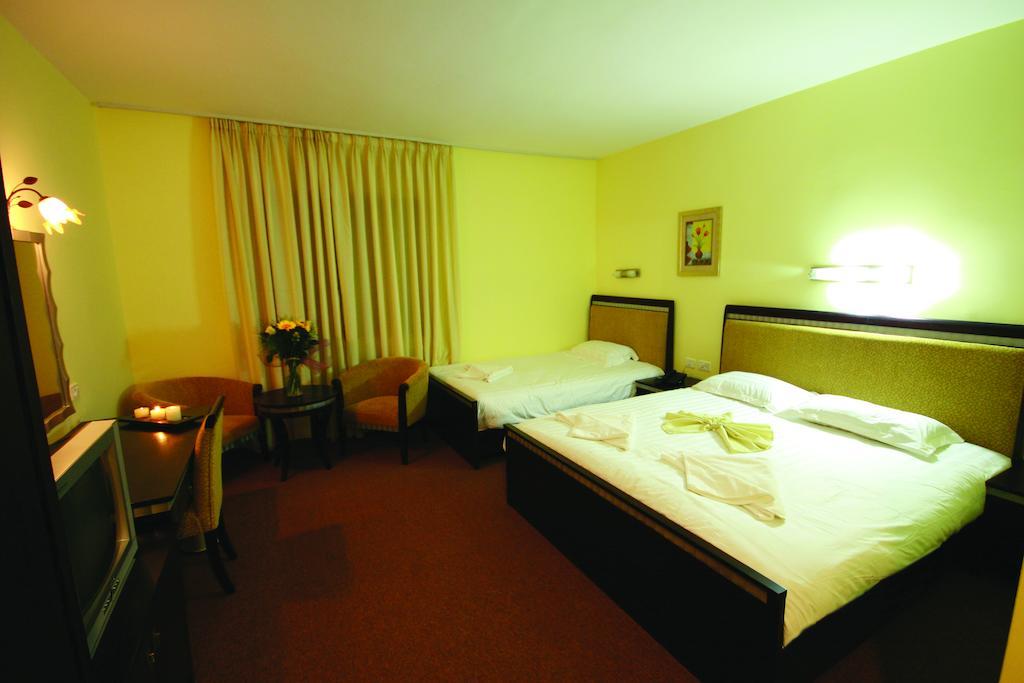 Holy Family Hotel Betlehem Exteriör bild